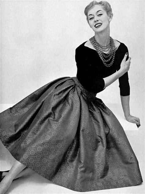 christian dior dresses 1950s|christian dior 1950s fashion pictures.